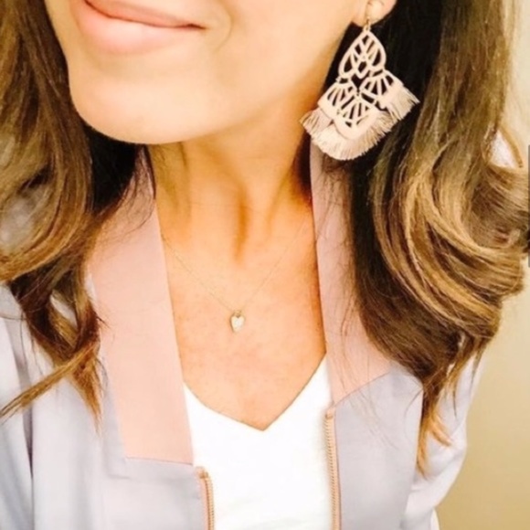 Stella & Dot Alexandria Earrings Taupe Blush Retired Statement Tassel 3” - Picture 6 of 11